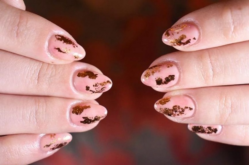 20 designs d’art pour les ongles parfaits pour les fêtes de fin d’année